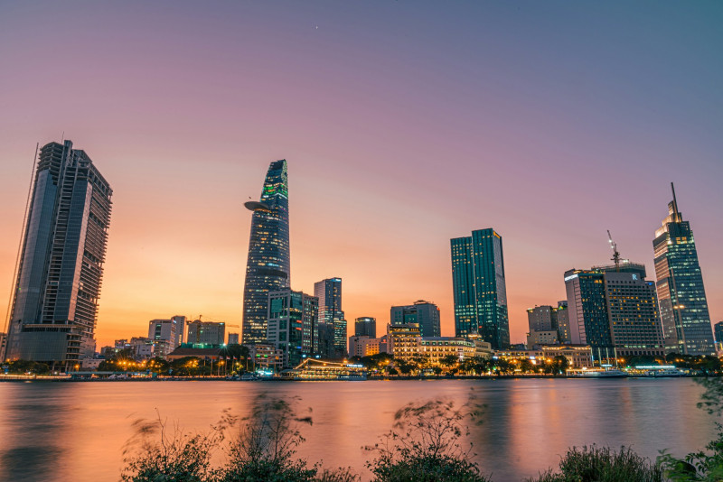 Discover Vietnam -Hanoi - Halong - Ho Chi Minh