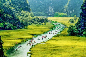 Vietnam: Beyond the Guidebook - 3 Nights &amp; 4 Days